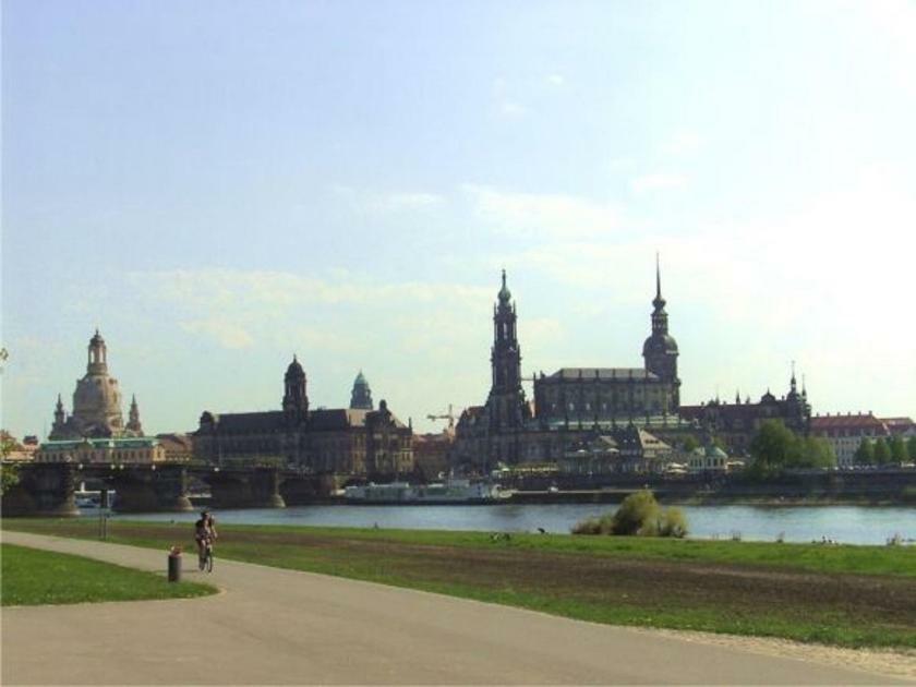 Exklusive Ferienwohnung An Der Elbe Dresden Exteriör bild